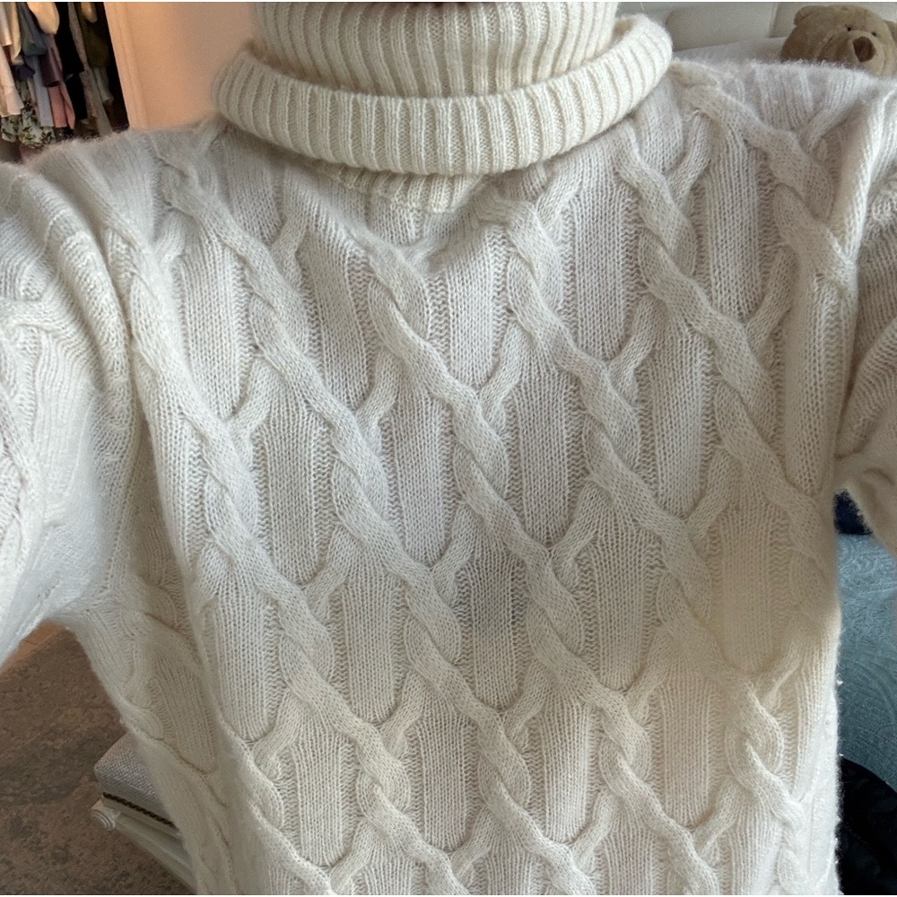 TSE cashmere turtleneck never worn size M